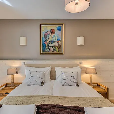 White Pearl A13 - Alpes Travel - * Шамони